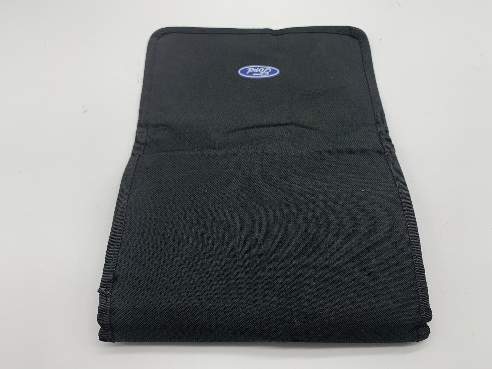 2020 Ford Explorer Owners Manual Set with Case OEM B03B56005