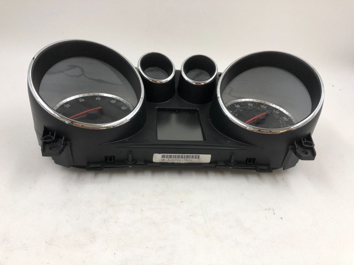 2016 Buick Encore Speedometer Instrument Cluster 40270 Miles OEM B02B30039