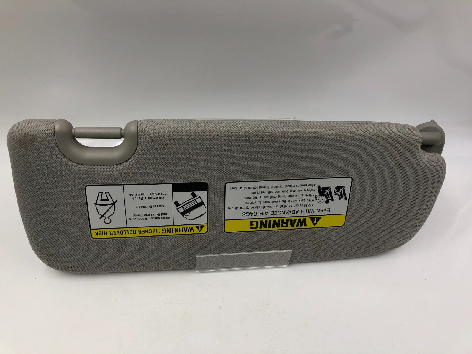 2013-2019 Hyundai Santa Fe Driver Sun Visor Gray Illuminated OEM C04B10011