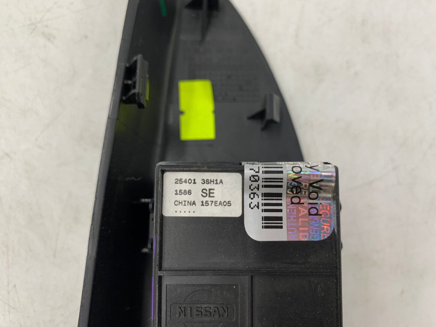 2013-2019 Nissan Sentra Master Power Window Switch OEM B02B04045