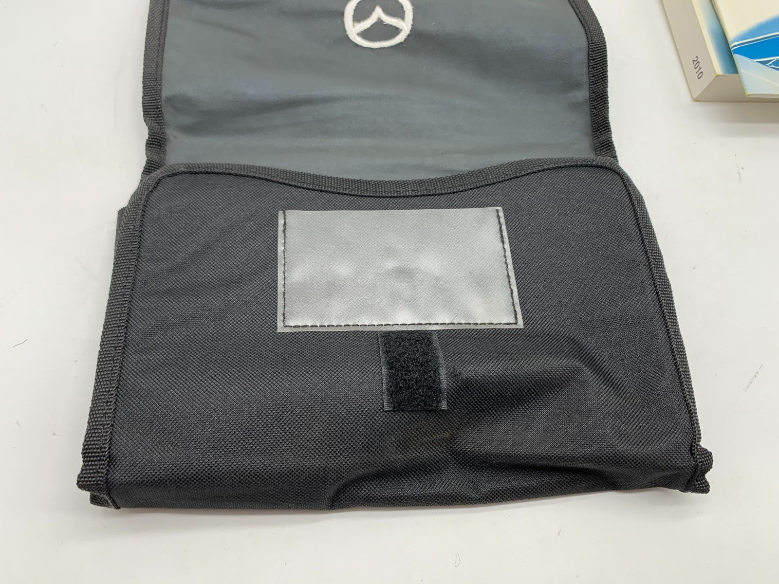 2010 Mazda CX-7 CX7 Owners Manual Set with Case OEM D02B09044