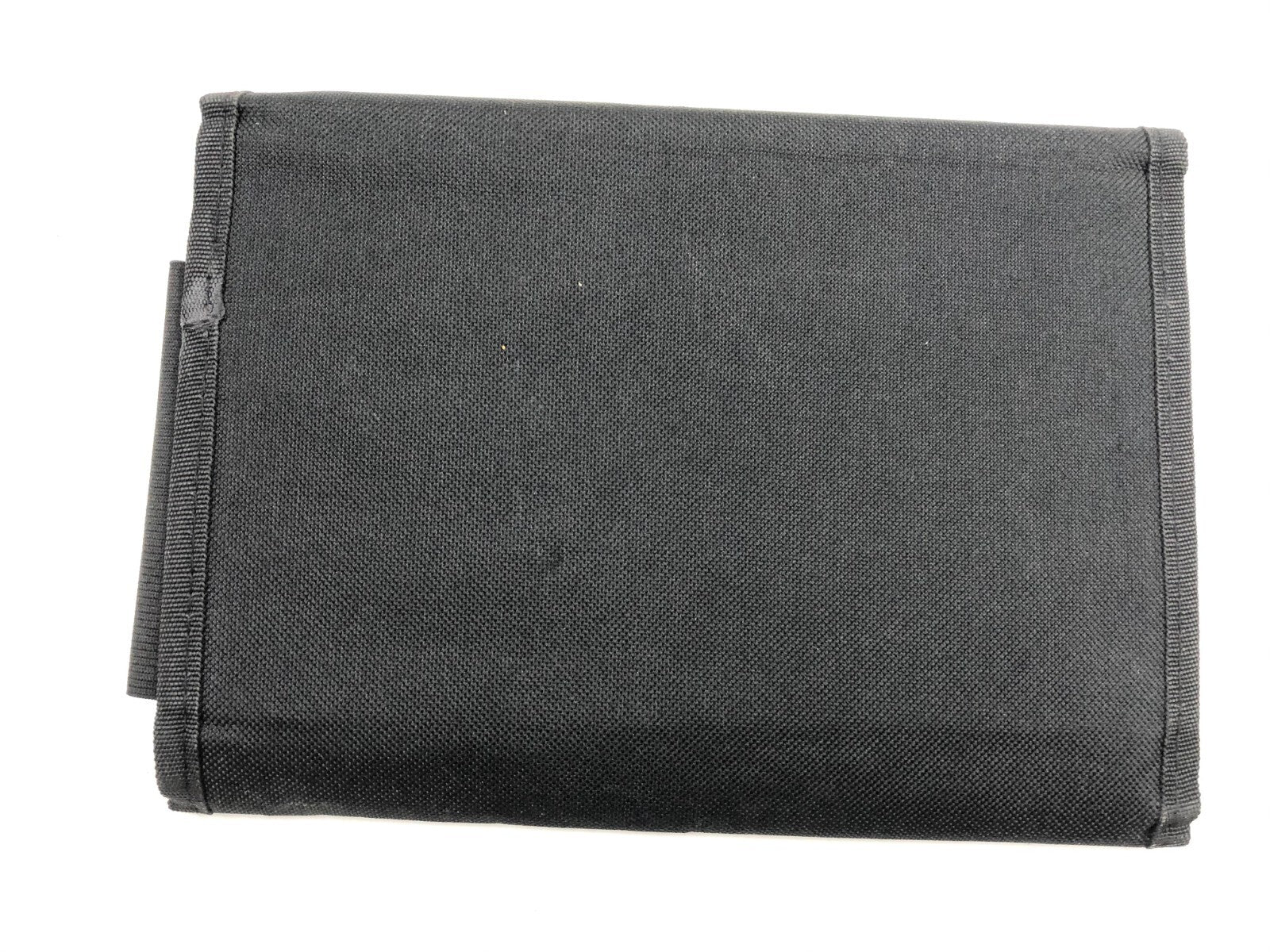 2005 Nissan Maxima Owners Manual Set with Case OEM E02B70010