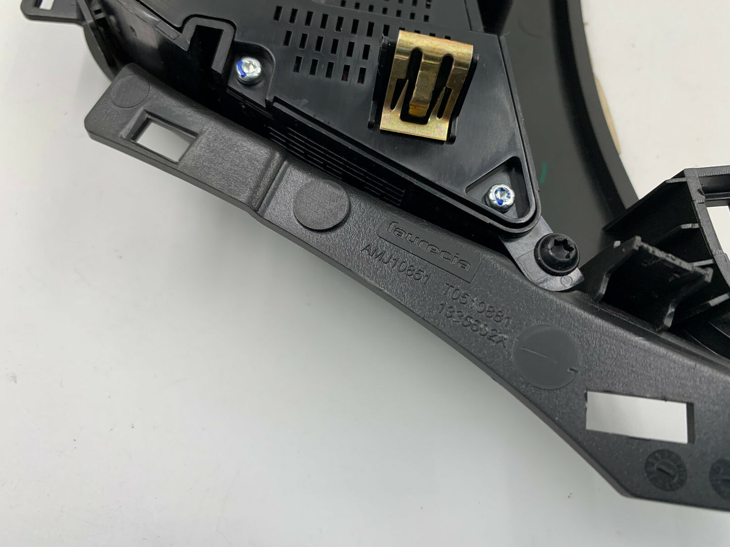 2014-2015 Buick Regal AC Heater Climate Control OEM B02B22005