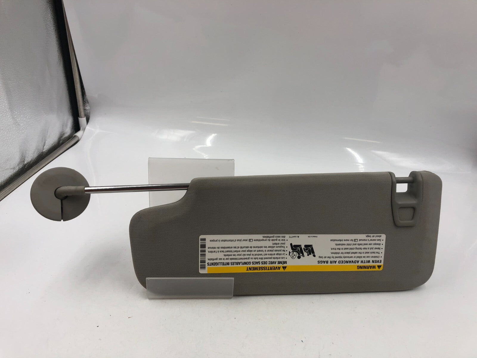 2004-2012 Chevrolet Malibu Passenger Sun Visor Gray OEM D02B33083