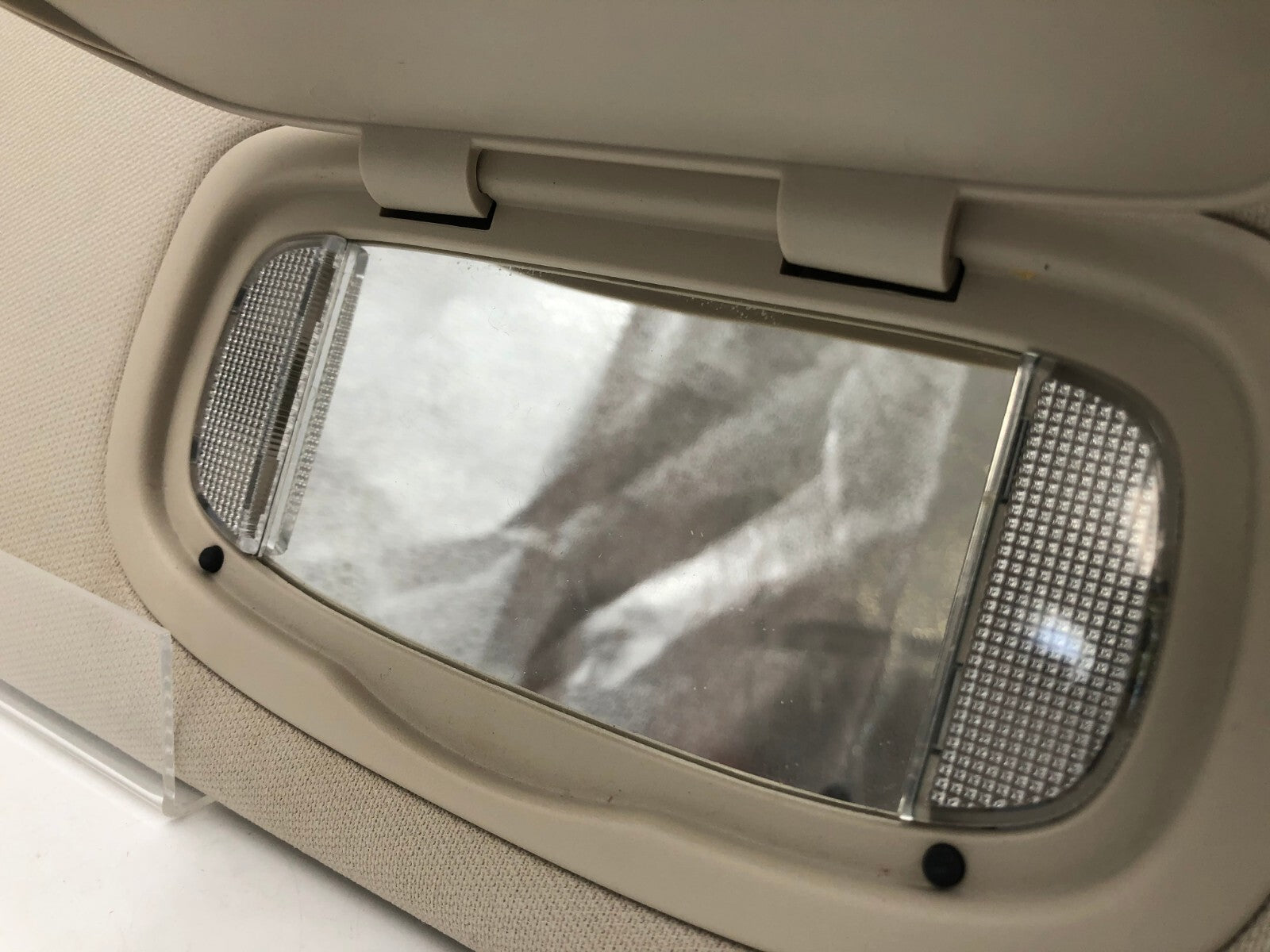 2015 Chrysler 200 Passenger Sun Visor Illuminated Cream OEM D02B09035