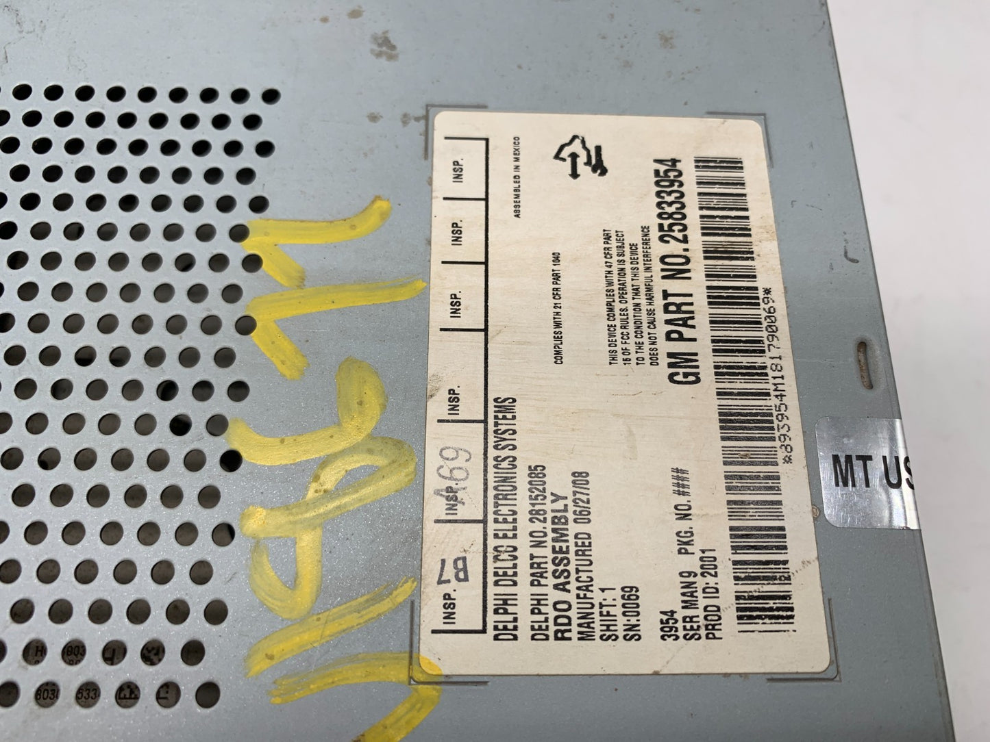 2009 Saturn Aura AM FM Radio CD Player Receiver OEM A04B15007