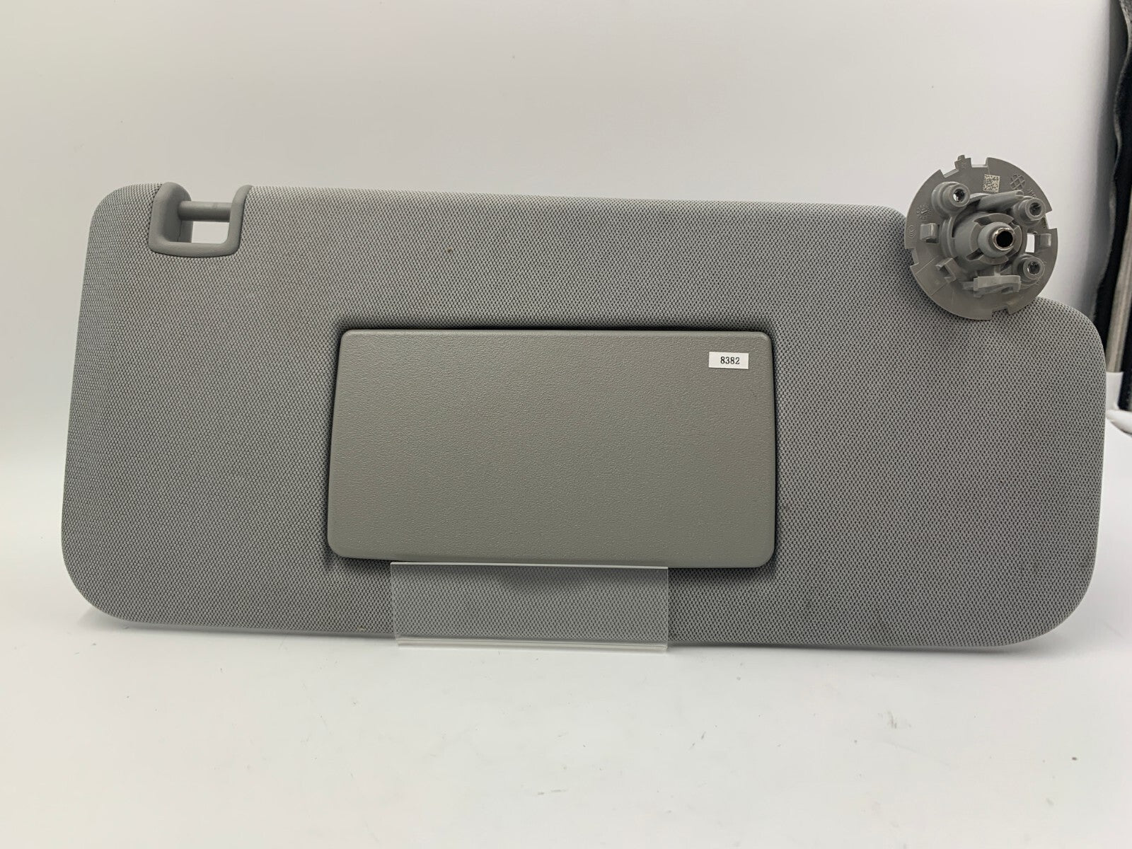 2017-2022 Chevrolet Trax Passenger Sun Visor Gray OEM B01B55093