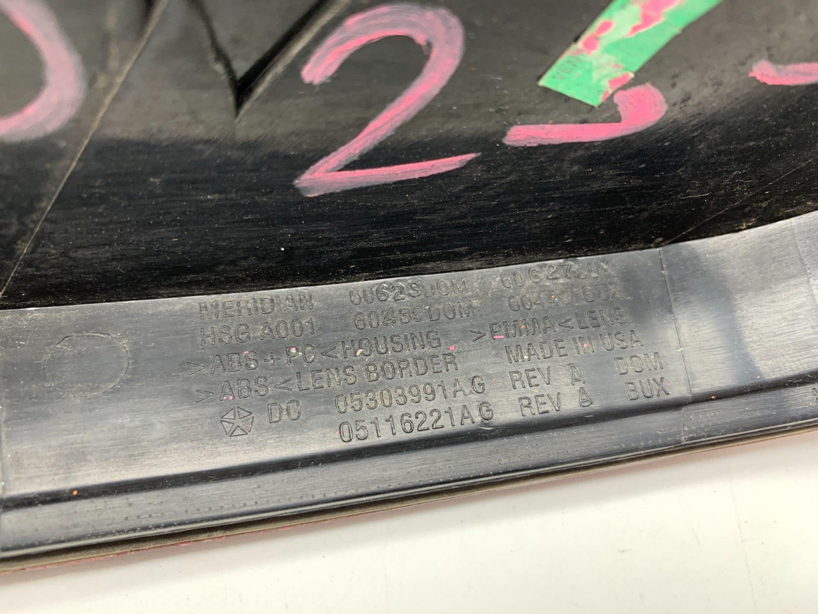 2008-2010 Dodge Avenger Driver Side Tail Light Taillight OEM B04B12006