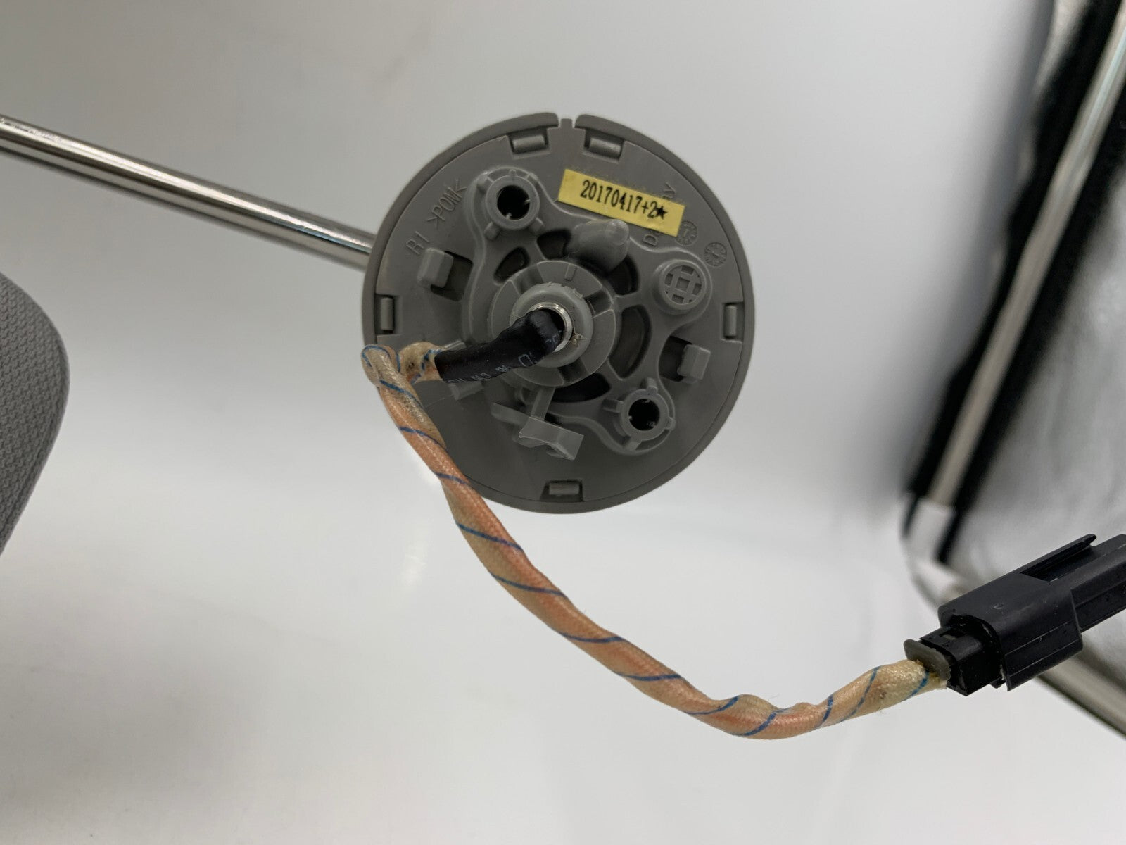 2018-2023 GMC Terrain Passenger Sun Visor Gray Illuminated A01B08036