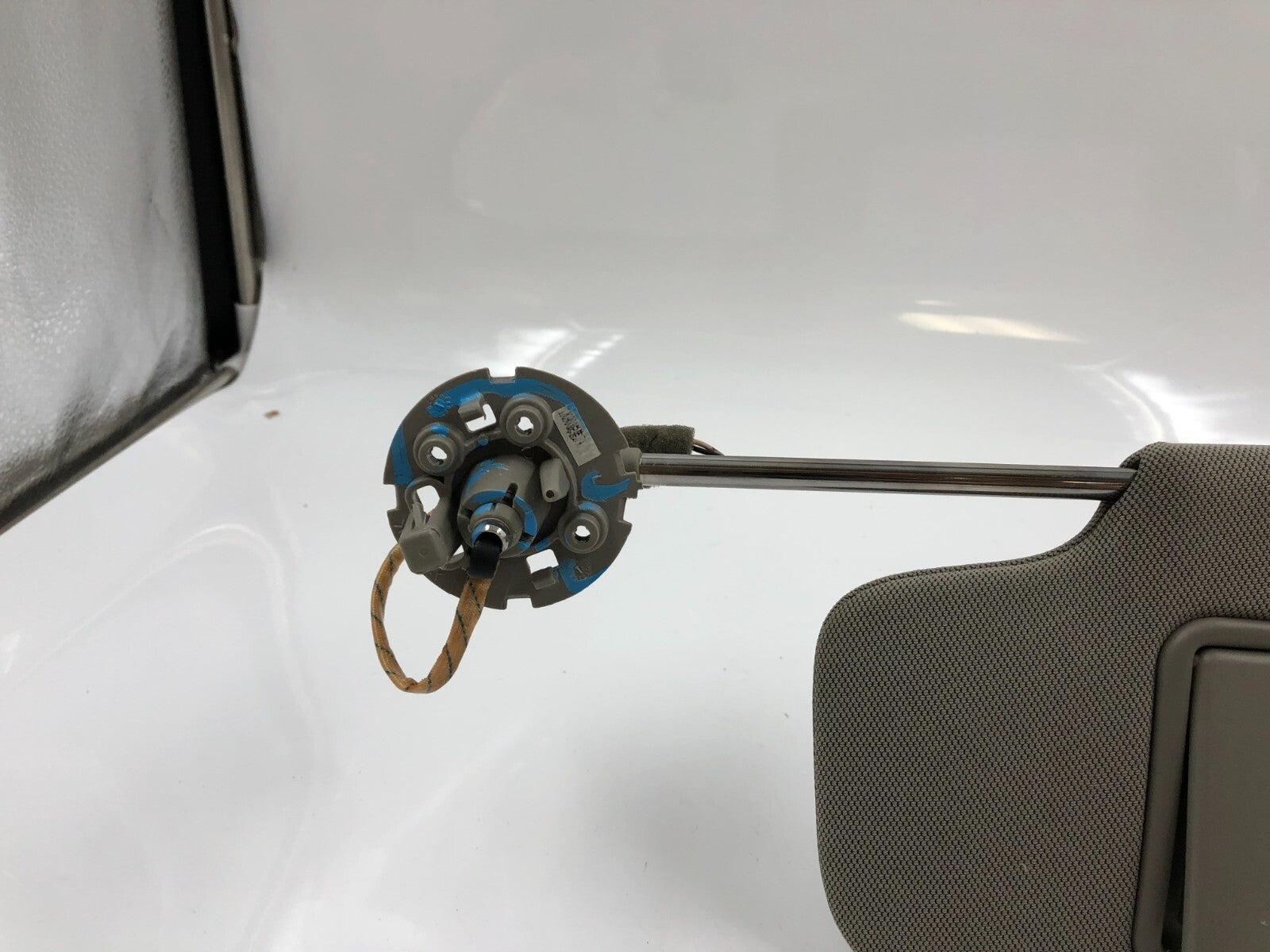 2013 Cadillac ATS Driver Sun Visor Gray Illuminated OEM B03B52082