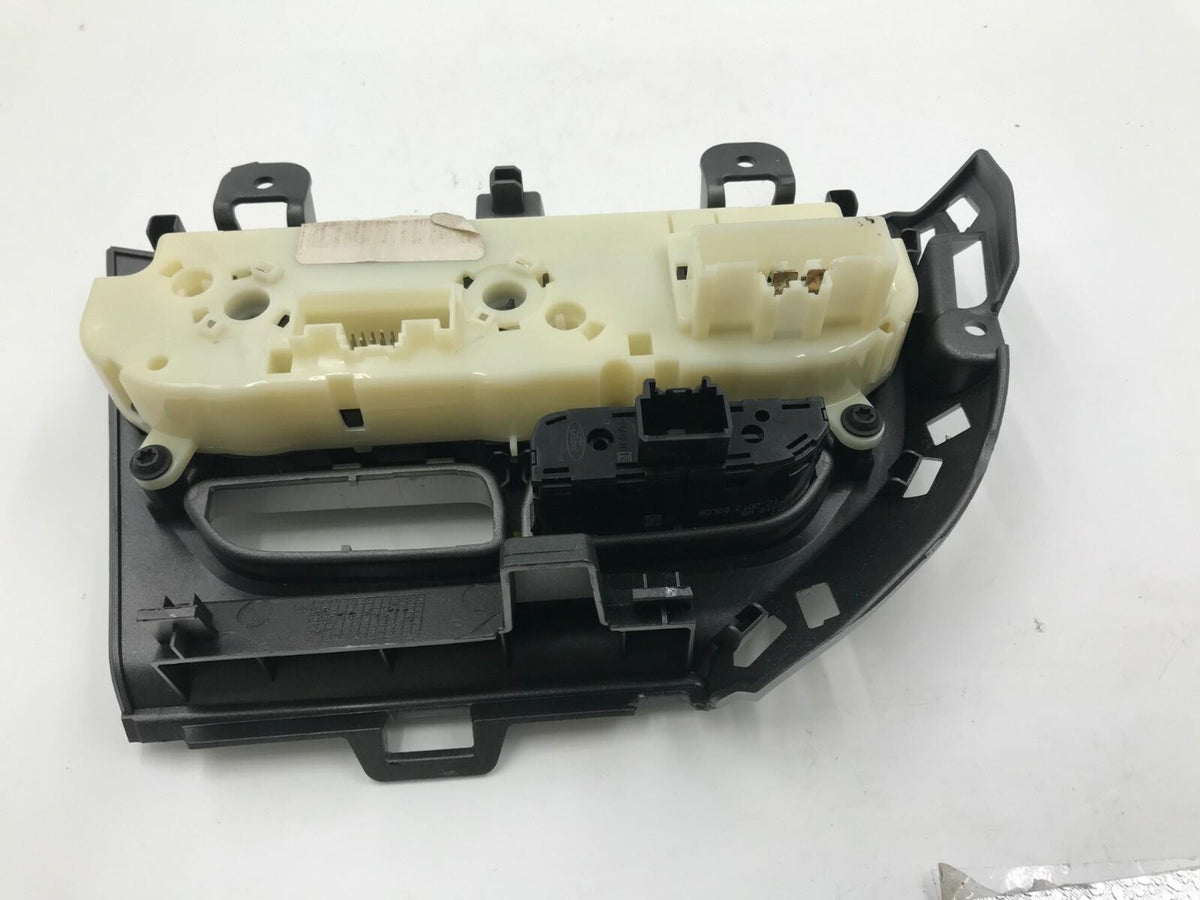 2013-2014 Ford Focus AC Heater Climate Control Unit OEM D02B16010