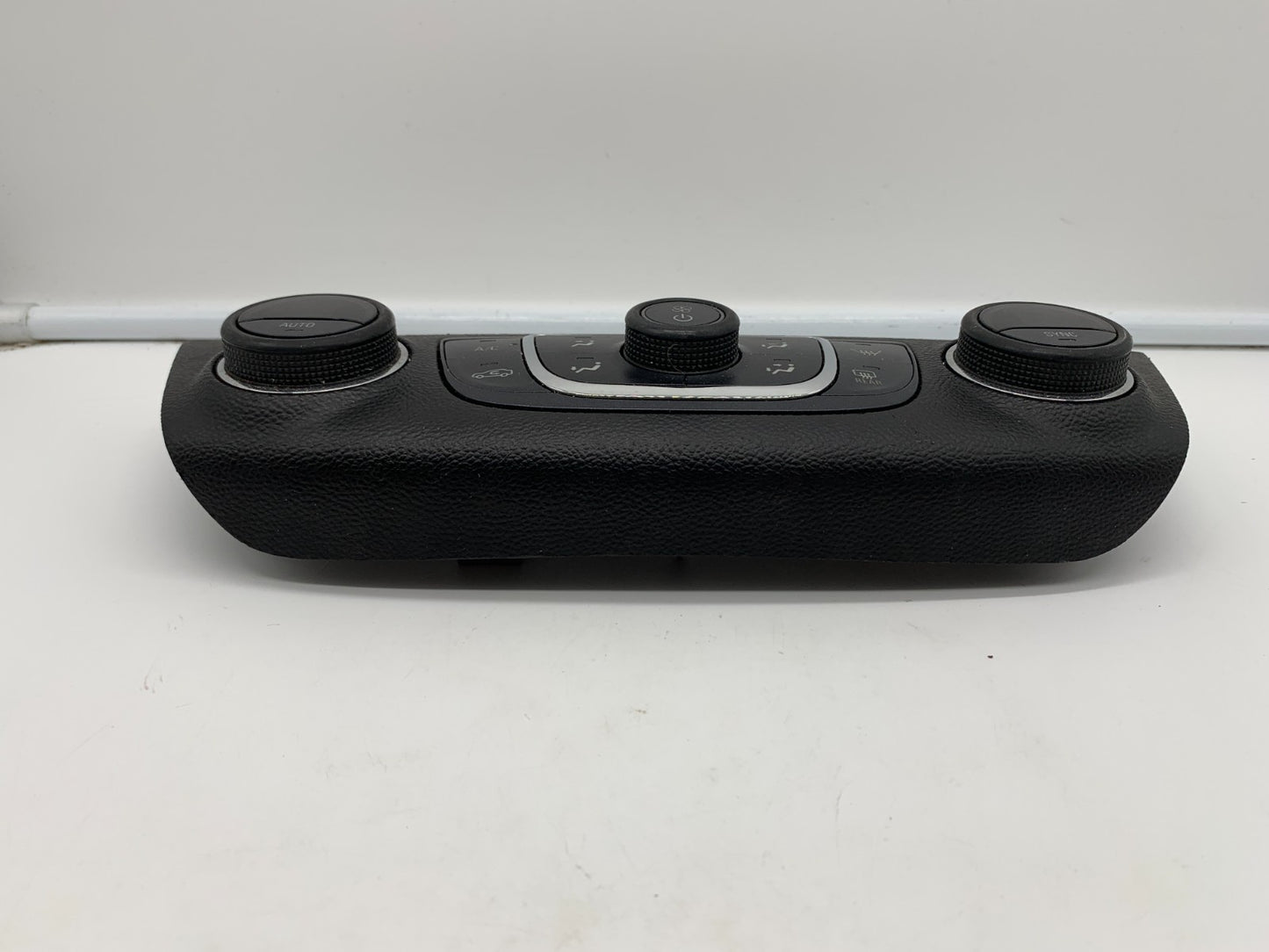 2014-2020 Chevrolet Impala AC Heater Climate Control Unit OEM C03B59006