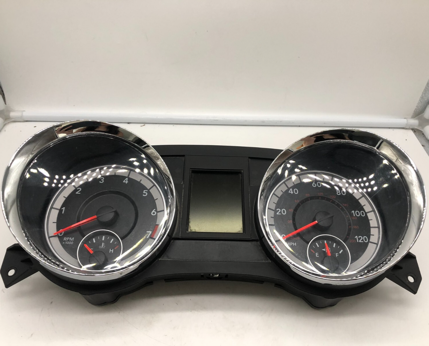 2014 Dodge Caravan Speedometer Cluster Instrument 144,455 Miles OEM A03B26005