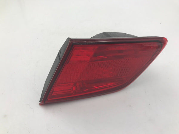 2010-2014 Subaru Legacy Passenger Side Trunklid Tail Light Taillight B03B09044