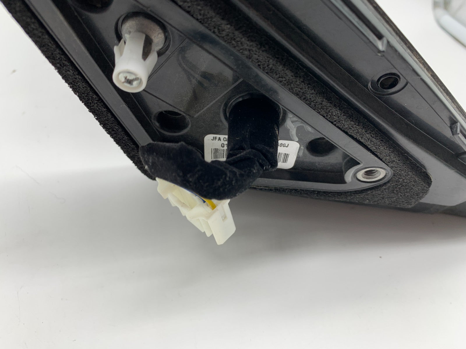2016-2020 Kia Optima Driver Side View Power Door Mirror White C01B25001