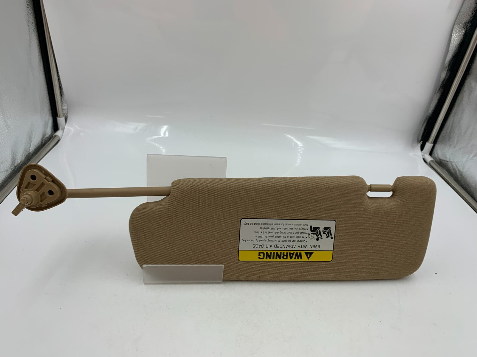 2011-2015 Hyundai Sonata Passenger Sun Visor Tan Illuminated OEM D04B67001