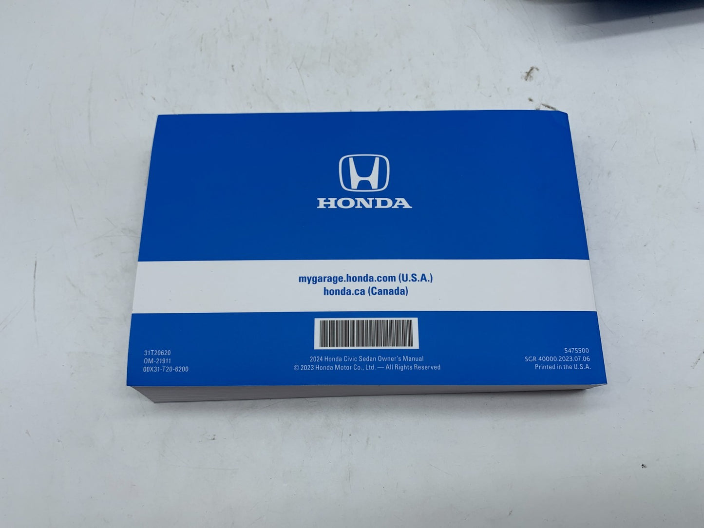 2024 Honda Civic Sedan Owners Manual Set with Case OEM C03B28006