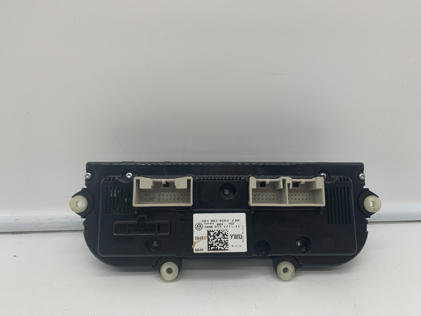 2013-2015 Volkswagen Passat Dual Zone Climate Control AC Heater Heated Seats OEM