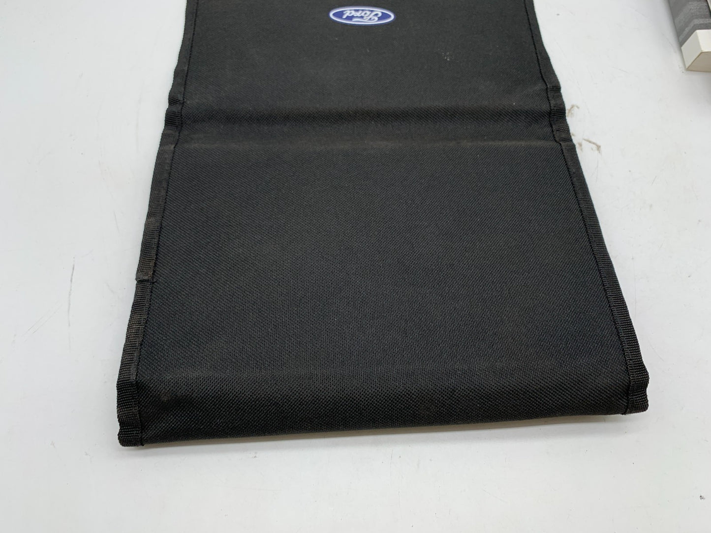 2017 Ford Edge Owners Manual Set with Case OEM C02B04007