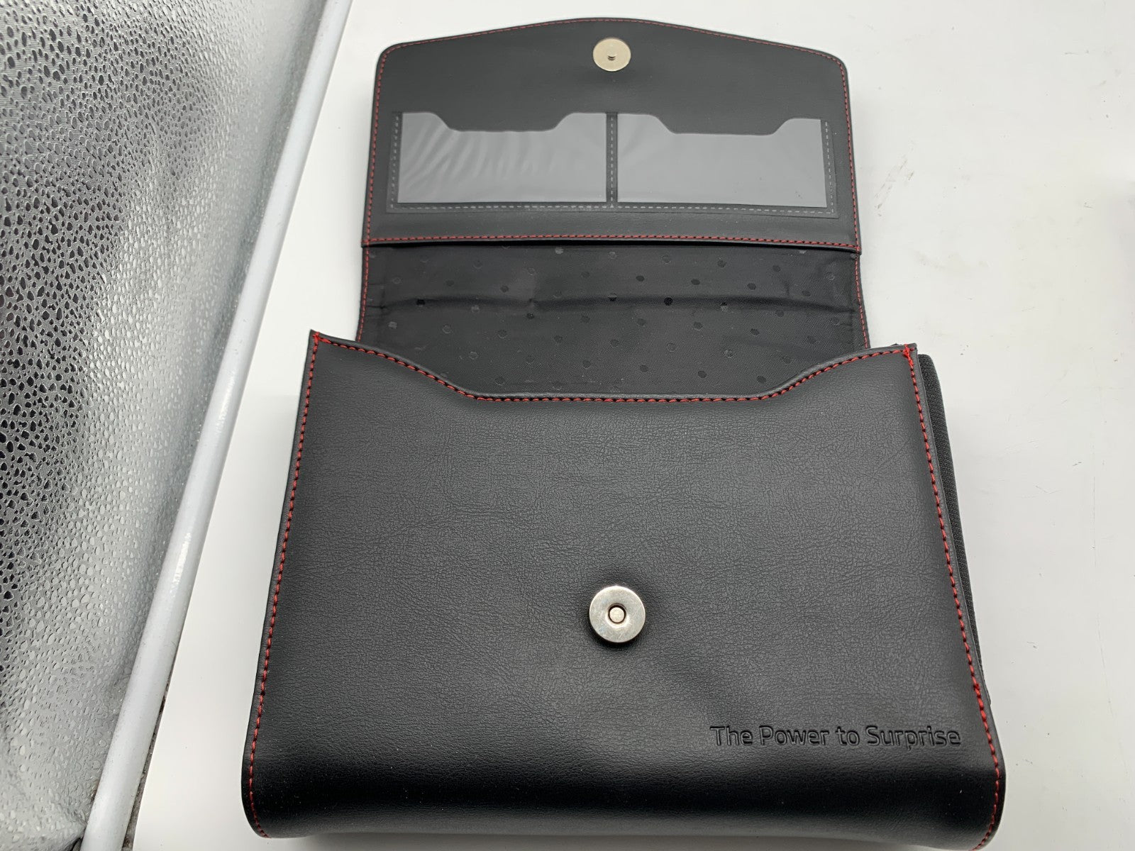 2016 Kia Sedona Owners Manual Set with Case OEM F01B33015