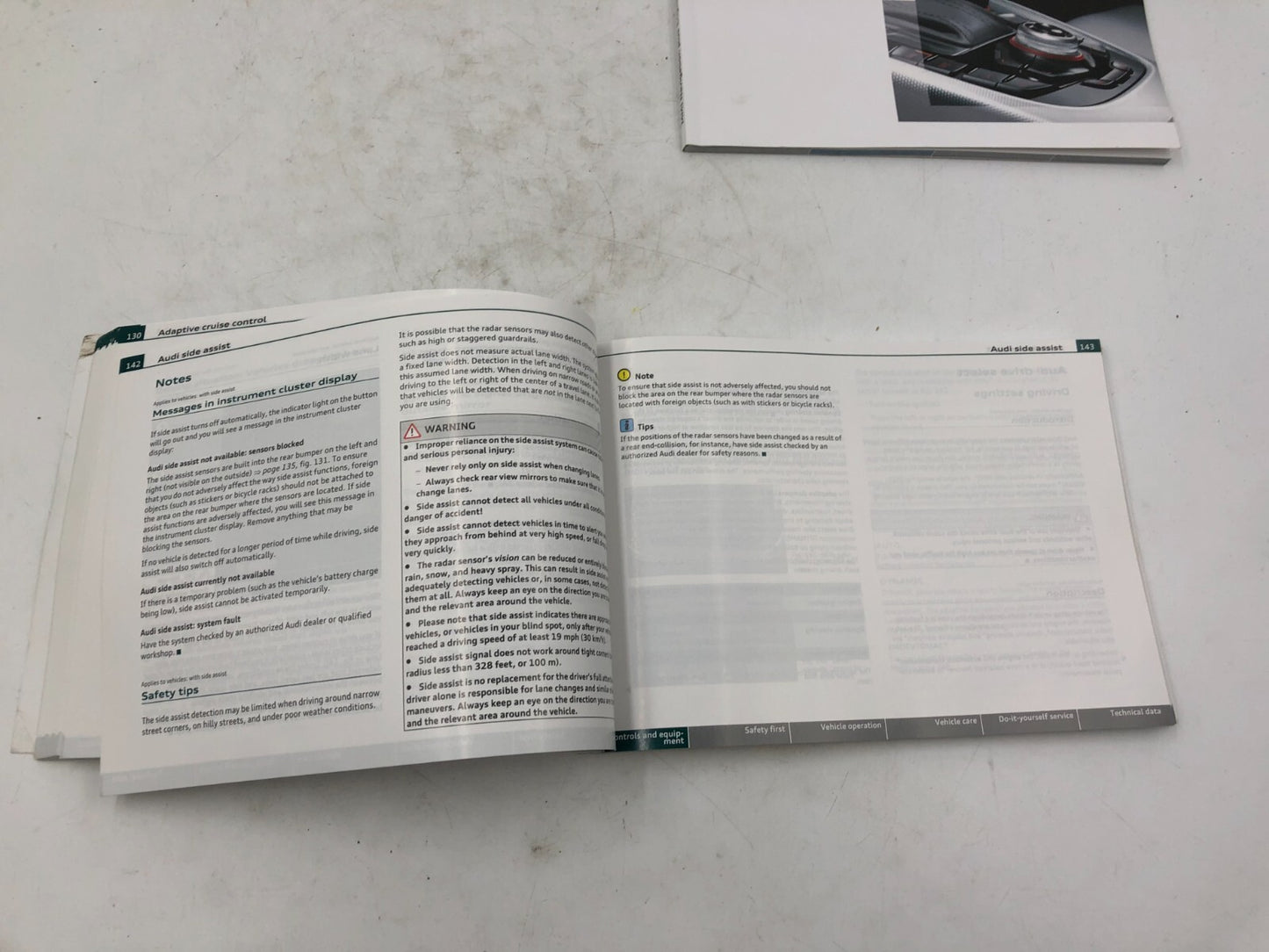 2011 Audi A4 Owners Manual Set OEM B02B36085