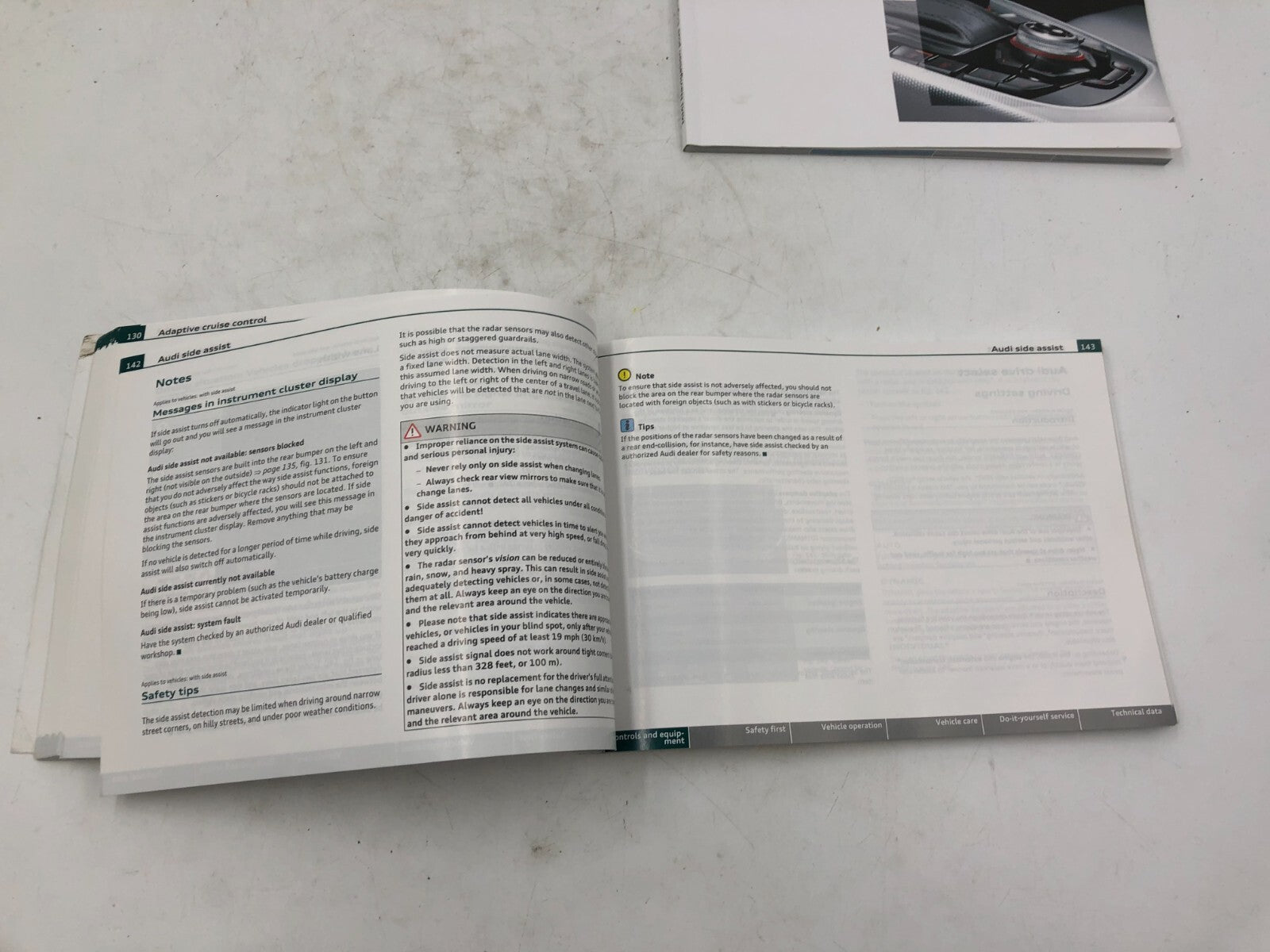 2011 Audi A4 Owners Manual Set OEM B02B36085
