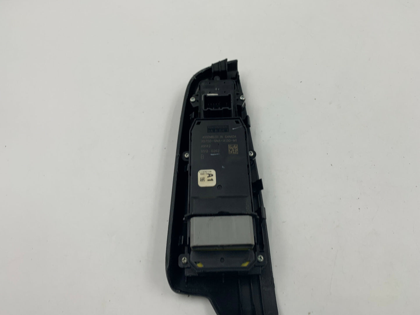 2015-2019 Hyundai Sonata Master Power Window Switch OEM B37011
