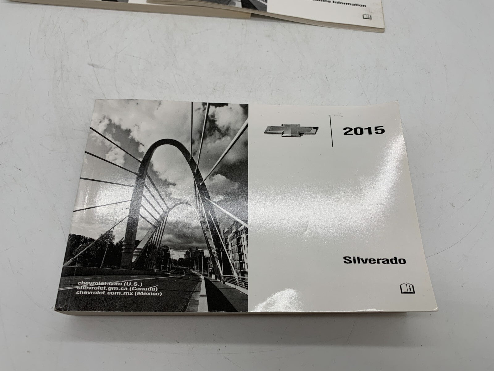 2015 Chevrolet Silverado 1500 2500 Owners Manual Set OEM C01B05005