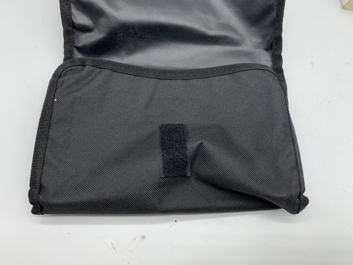 2016 Ford Fusion Owners Manual Set with Case OEM B02B02008