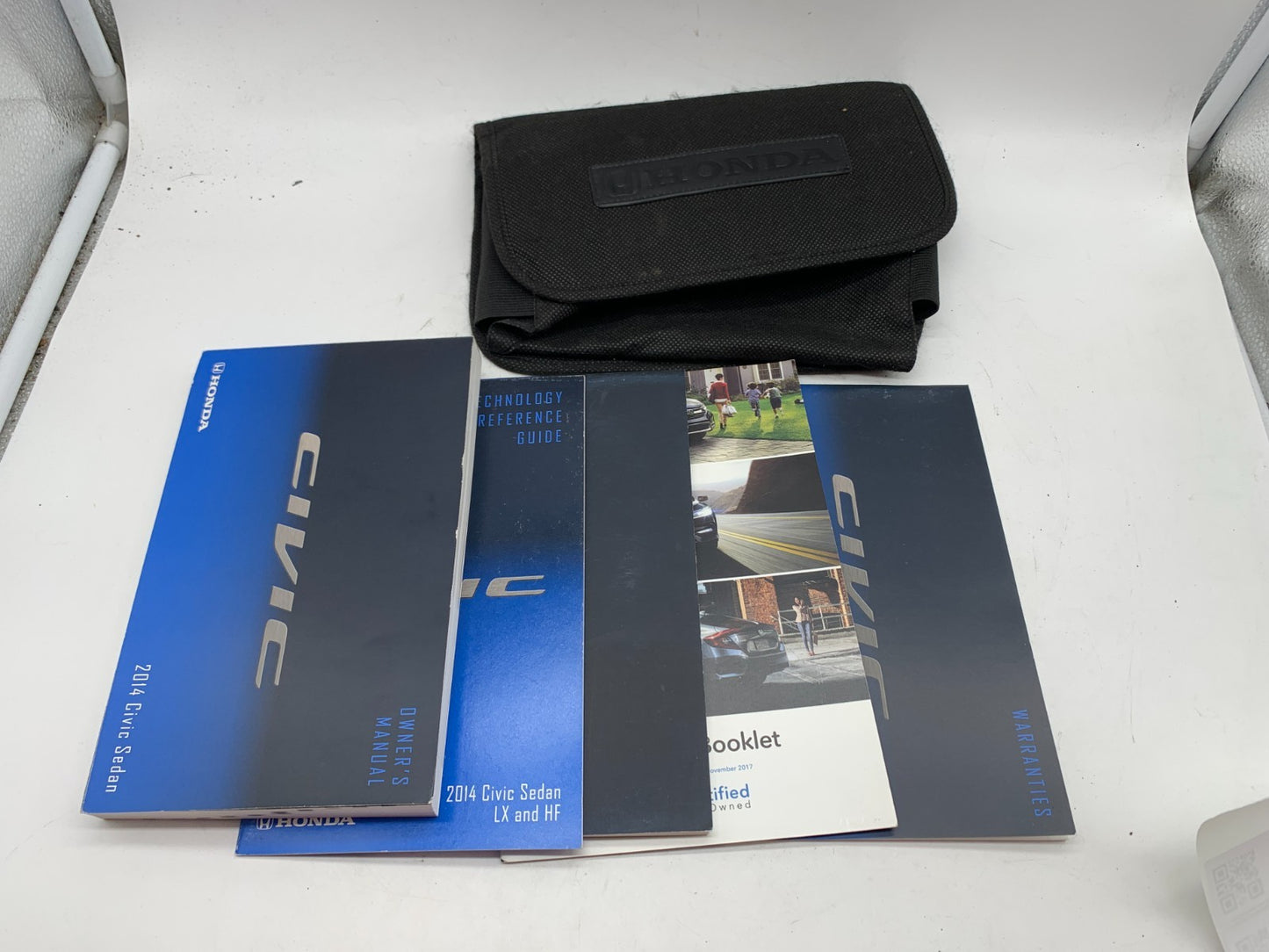 2014 Honda Civic Sedan Owners Manual Set with Case OEM A03B44002