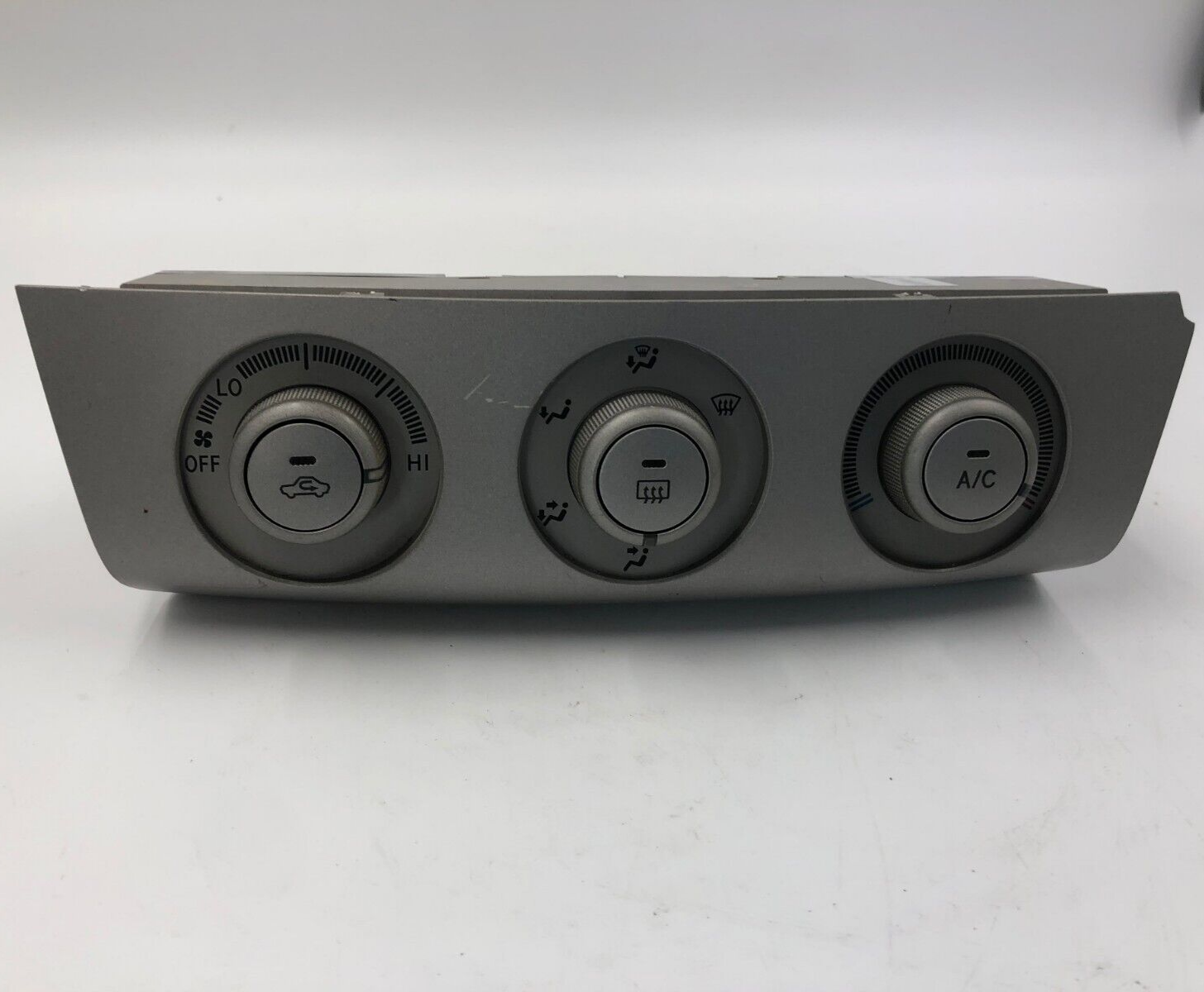2004-2006 Toyota Solara AC Heater Climate Control Unit OEM C03B40052