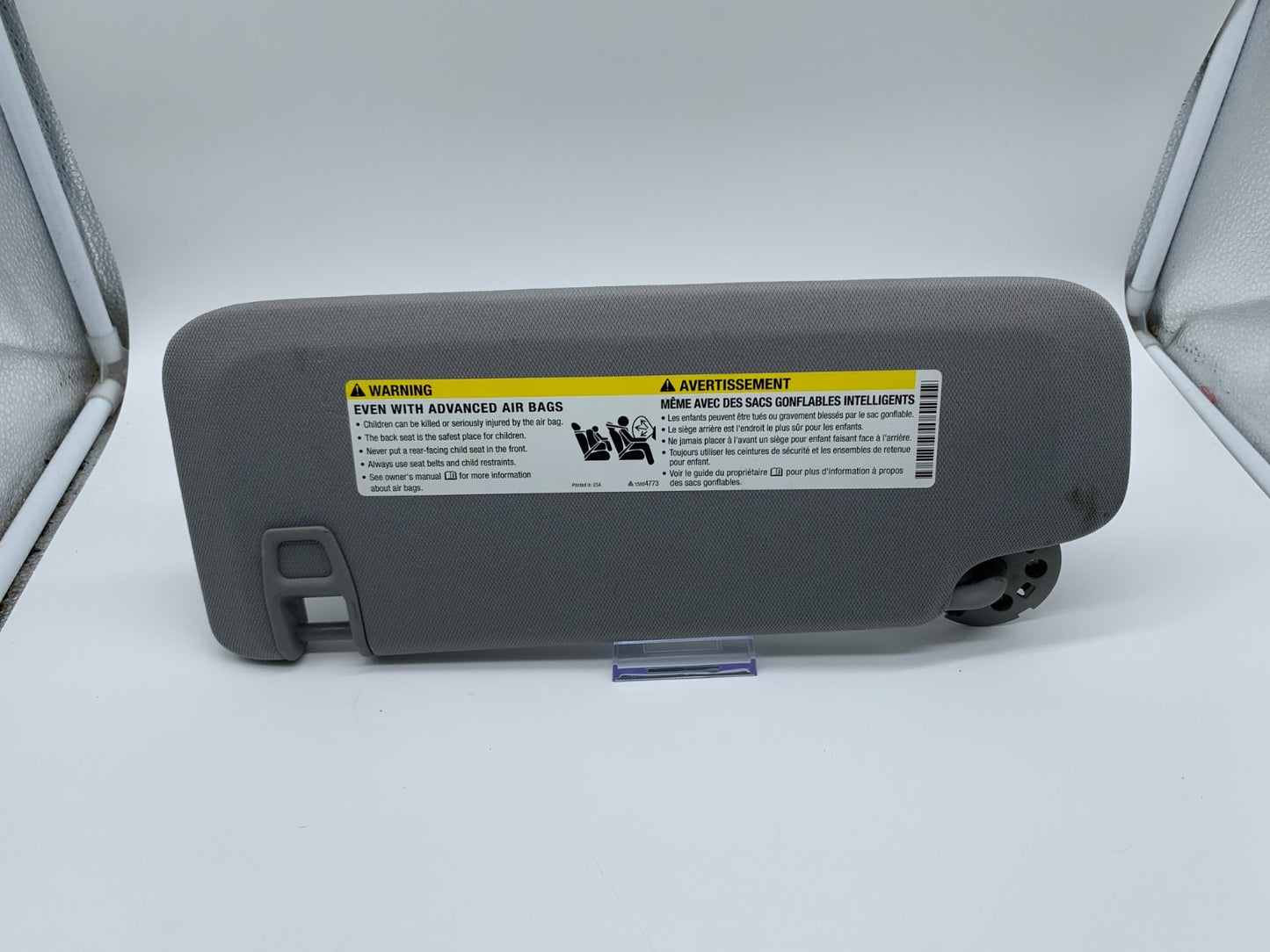 2016-2021 Chevrolet Malibu Passenger Sun Visor Gray OEM C04B40015