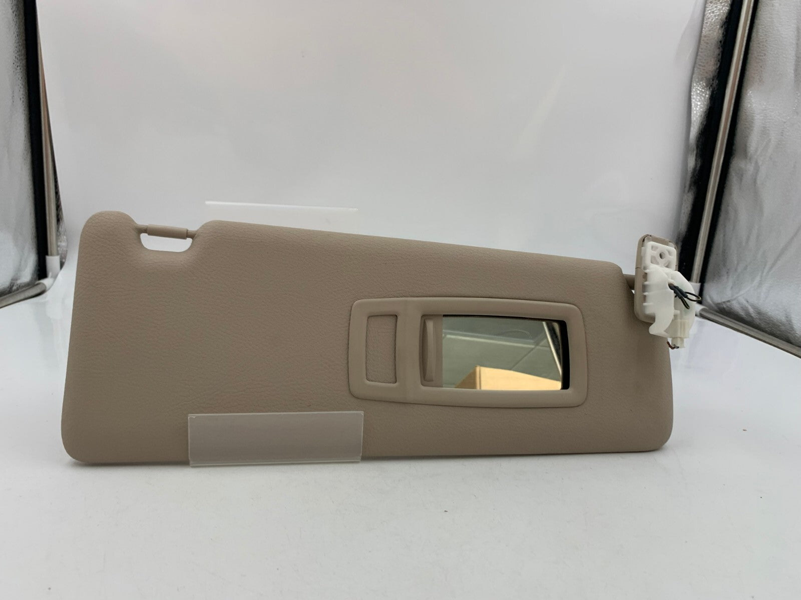 2012-2018 BMW 328i Passenger Sun Visor Sunvisor Beige OEM Illumination E03B66004