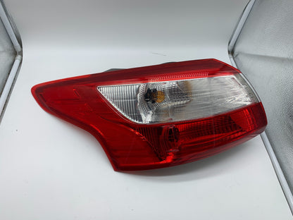 2012-2014 Ford Focus Driver Side Tail Light Taillight OEM B03B49001