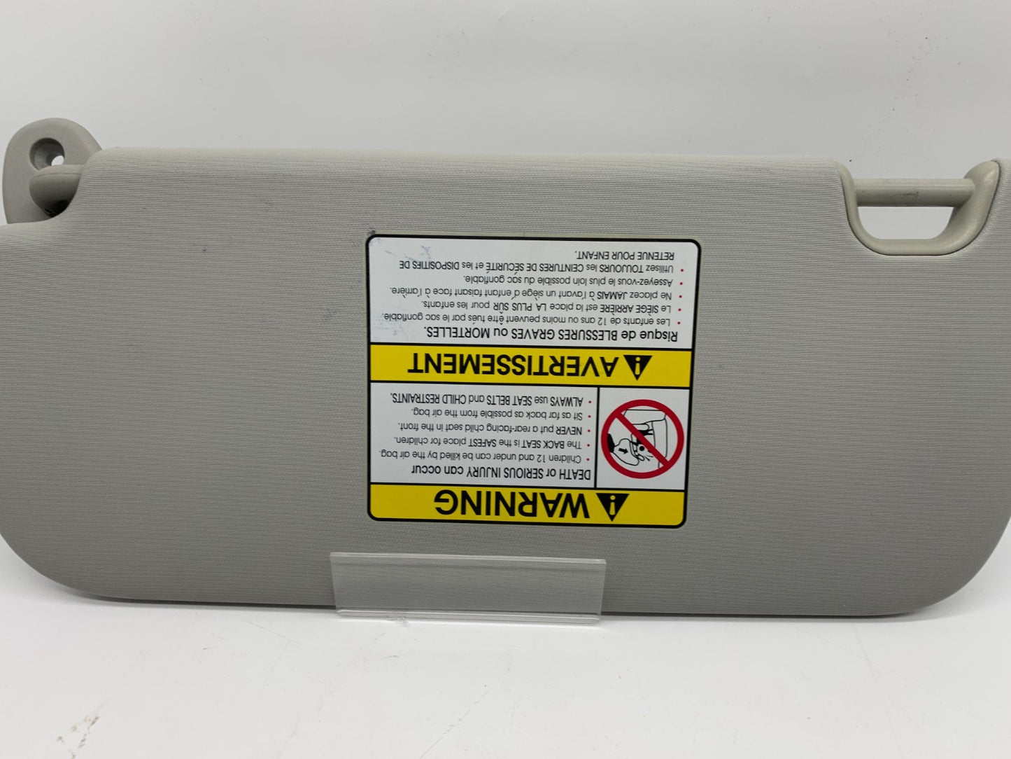 2014-2019 Kia Soul Passenger Sun Visor Gray Illuminated OEM A02B54009