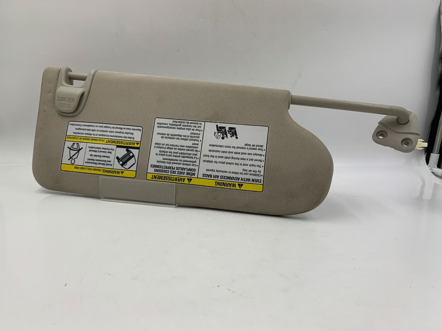 2015-2018 Nissan Murano Driver Sun Visor Gray Illuminated OEM D03B44004