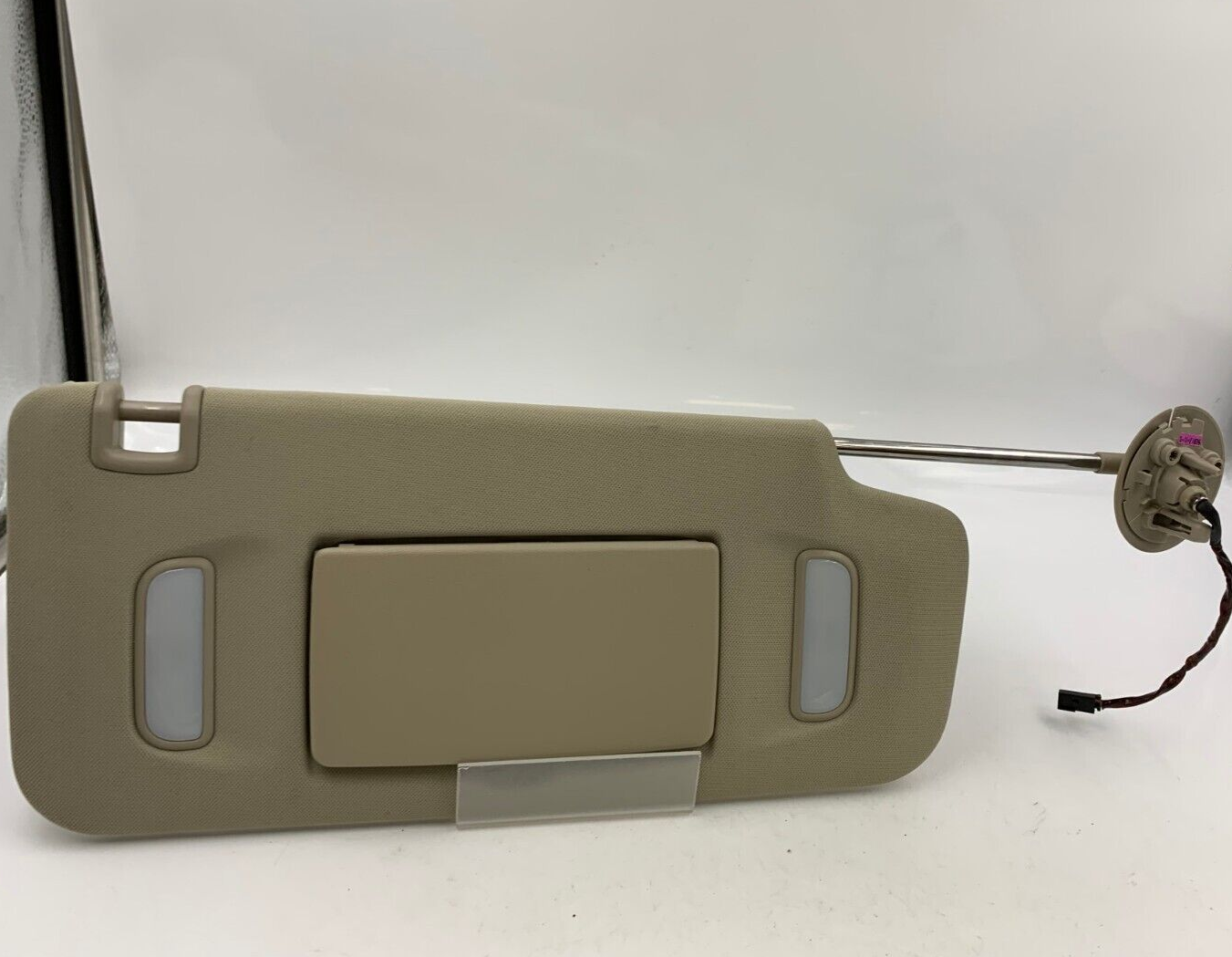 2013-2017 Cadillac XTS Passenger Sun Visor Tan Illuminated OEM E01B36001