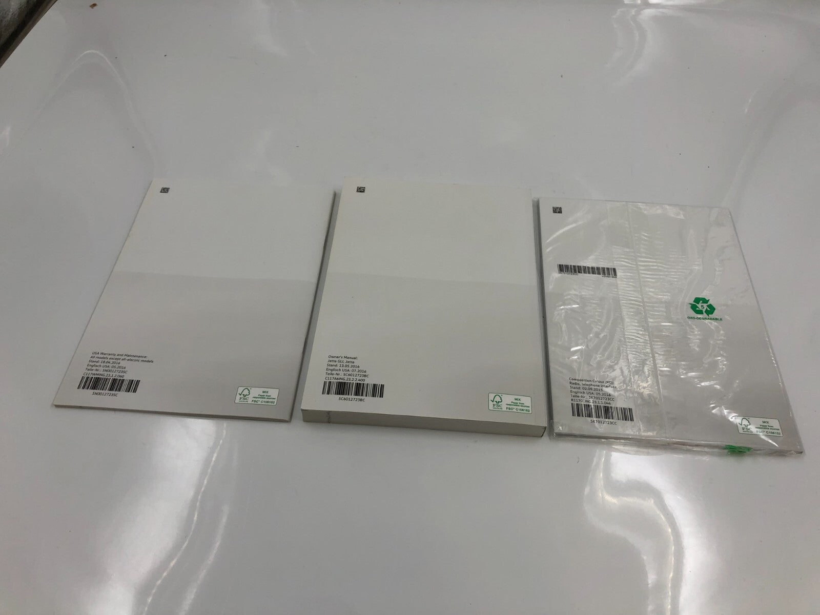 2017 Volkswagen Jetta GLI Owners Manual Set with Case OEM B03B52083