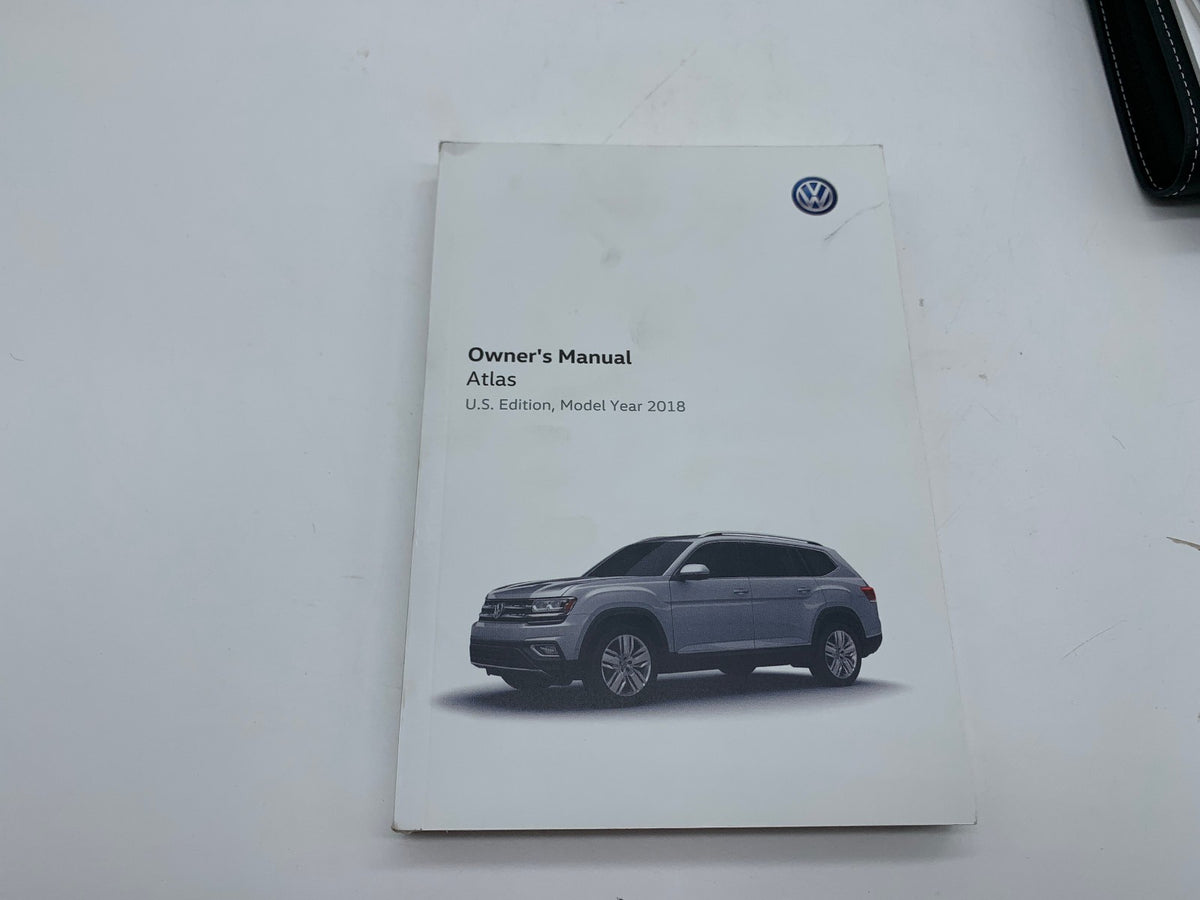 2018 Volkswagen Atlas Owners Manual Set with Case OEM R01B14020