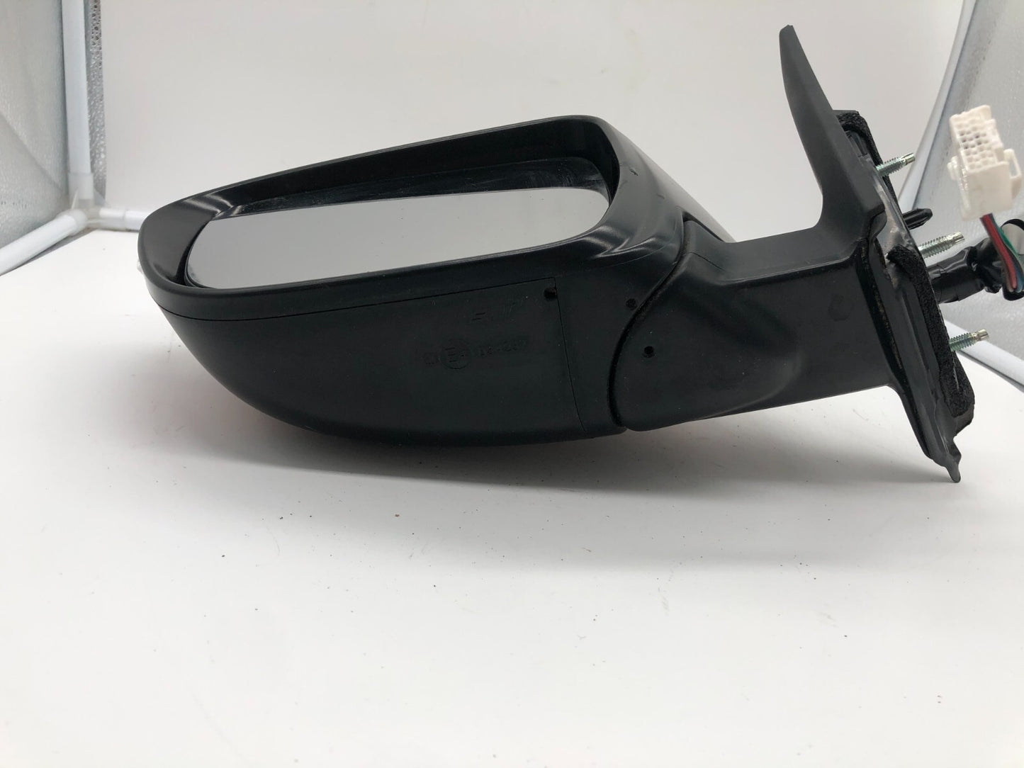 2016 Nissan Rogue Driver Side View Power Door Mirror Red OEM E03B16013