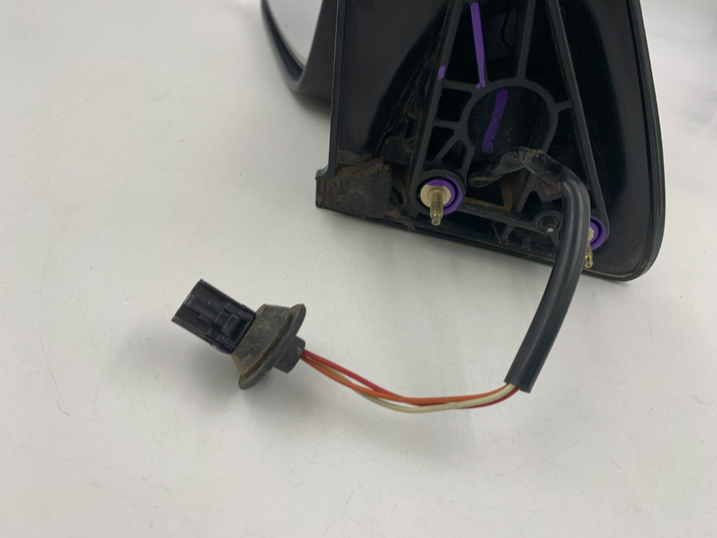 2002-2007 Jeep Liberty Driver Side View Power Door Mirror Black OEM D03B60003