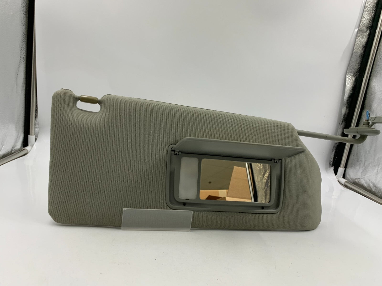 2006-2010 Honda Odyssey Passenger Sun Visor Gray Illuminated OEM B04B18053
