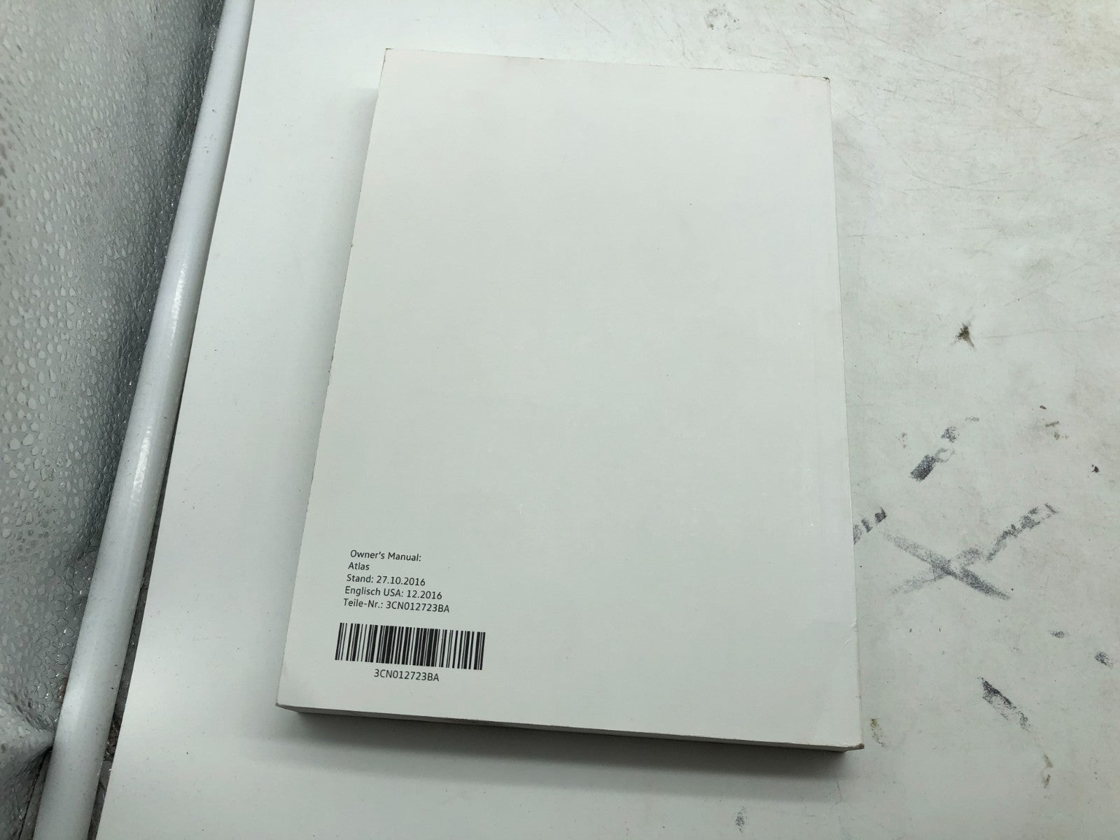 2018 Volkswagen Atlas Cross Sport Owners Manual Set with Case OEM B01B35009