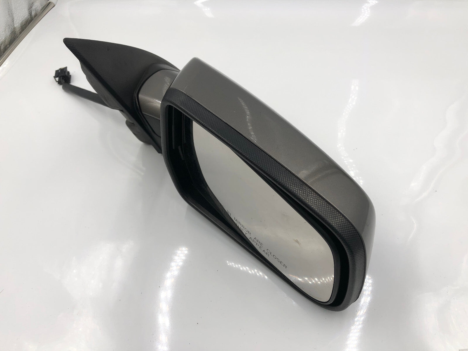 2010-2011 Chevrolet Equinox Passenger Side Power Door Mirror Gray OEM C03B26027