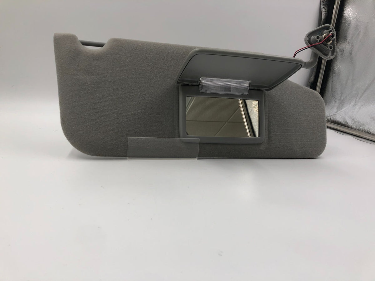 2005-2007 Ford Freestyle Passenger Sun Visor Illuminated Gray OEM B04B31030