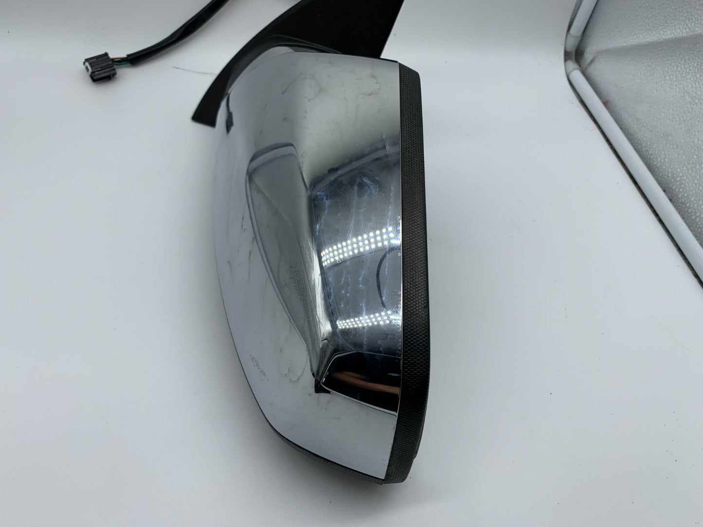 2011-2014 GMC Terrain Driver Side View Power Door Mirror Chrome A01B50010