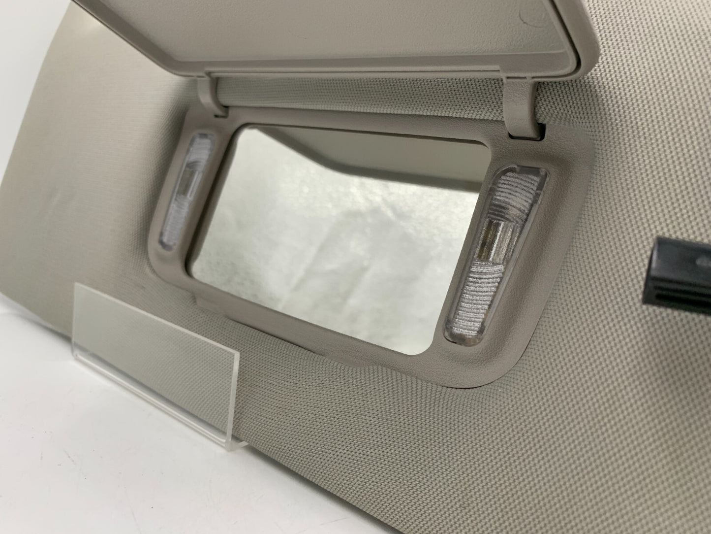 2005-2009 Buick Lacrosse Passenger Sun Visor Gray Illuminated OEM A01B23005