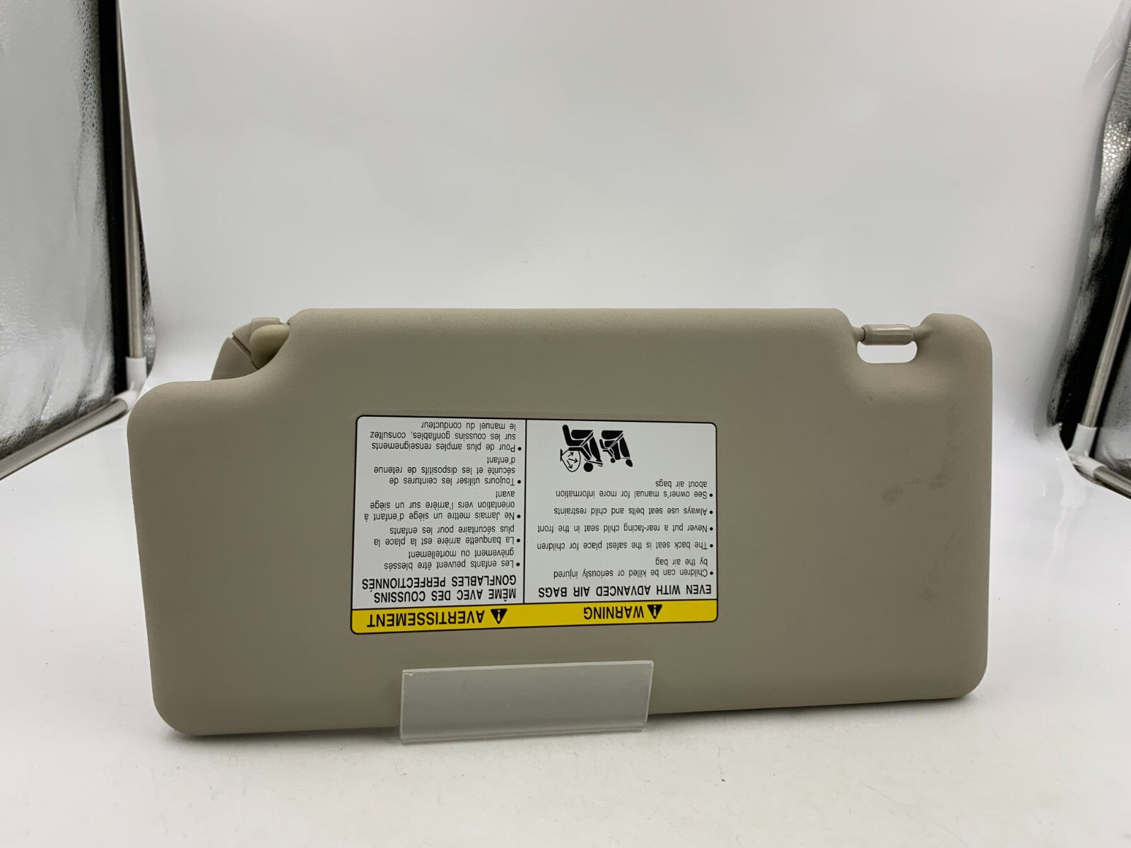 2008-2010 Nissan Rogue Passenger Sun Visor Sunvisor Gray OEM A01B29064