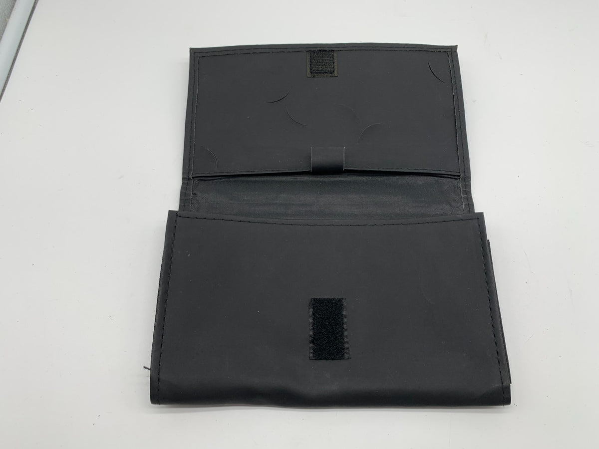 Chrysler Owners Manual Case Only OEM E02B50025