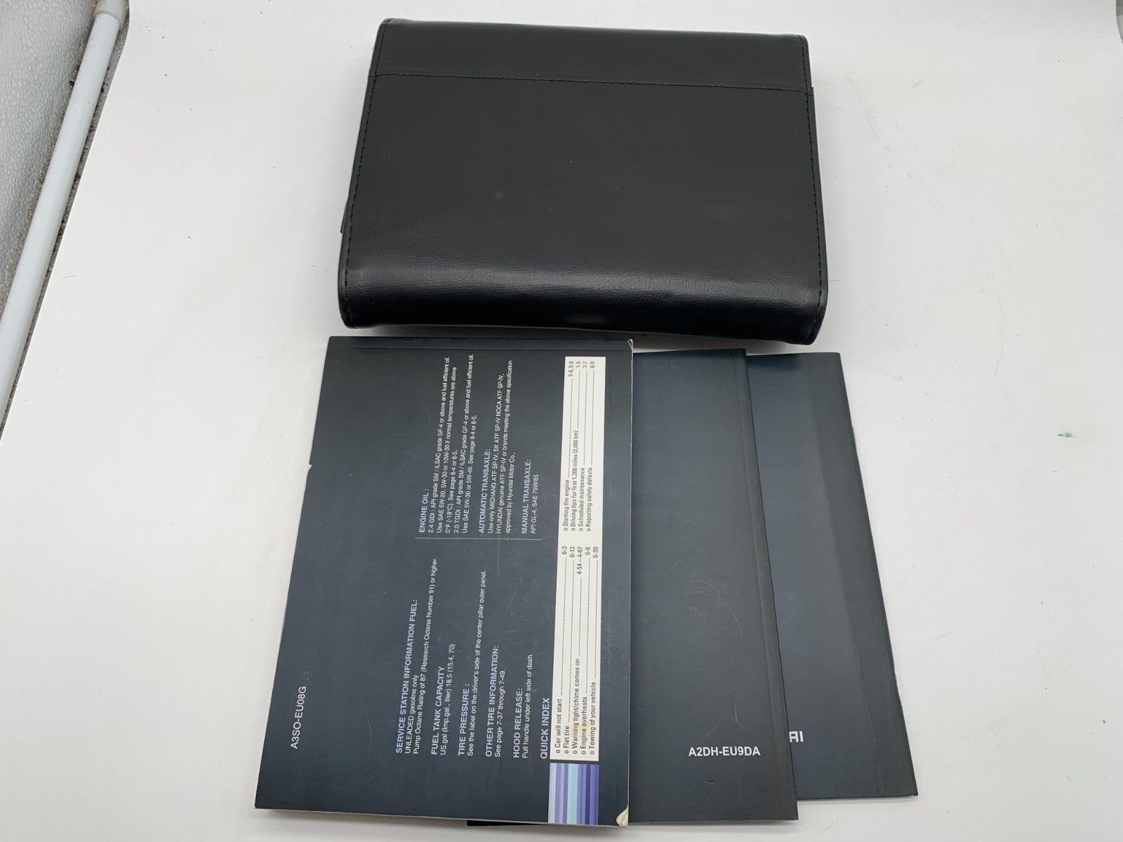 2011 Hyundai Sonata Owners Manual Set with Case OEM C03B29012